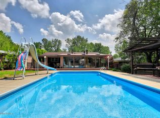 10510 Sunlight Ln, Louisville, KY