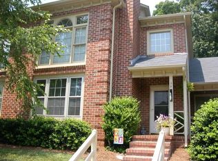 29 Milpond Ln, Greensboro, NC 27455