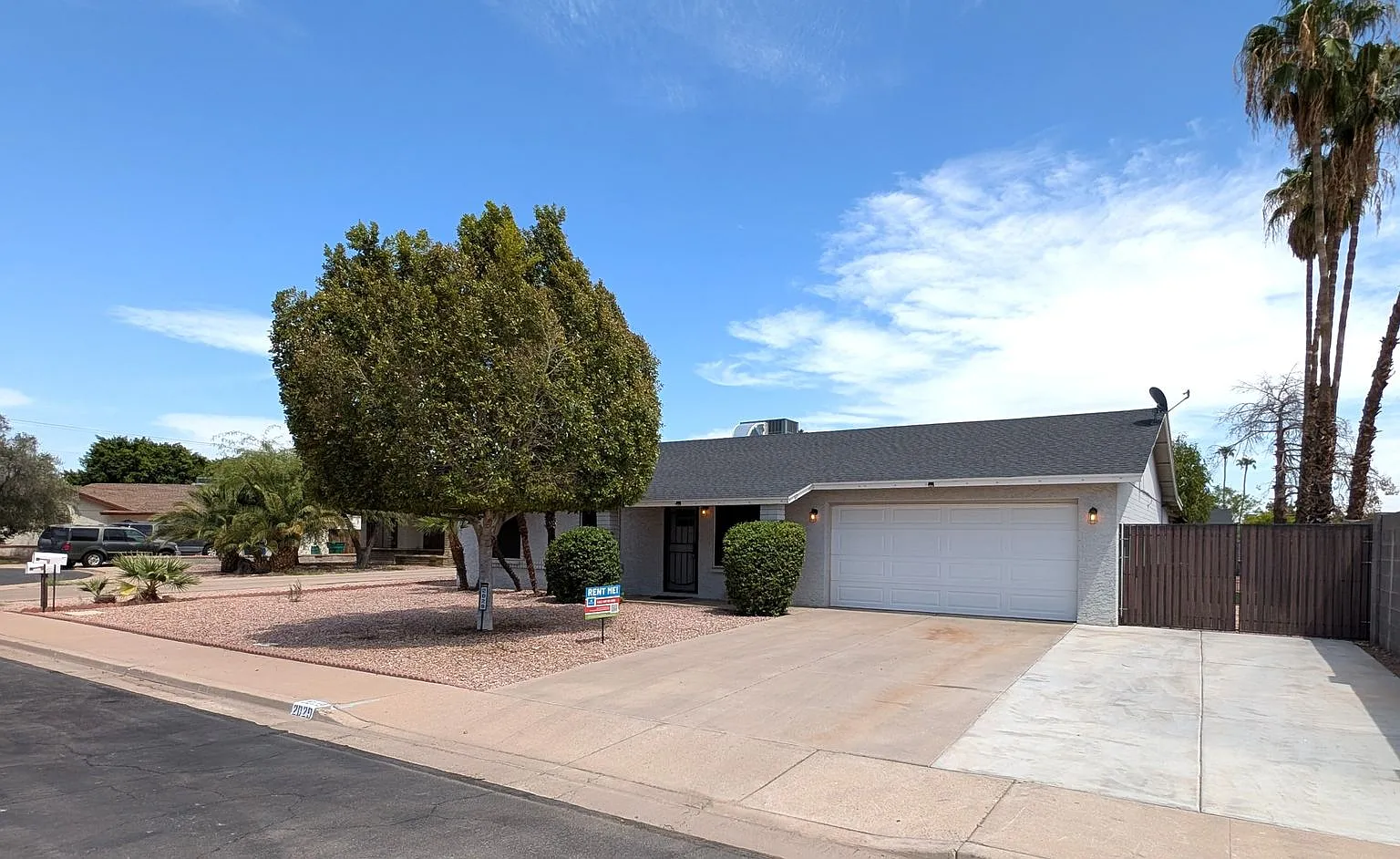 3 Bedroom Home Near W Baseline Rd and S Alma School Rd! — Photo 3