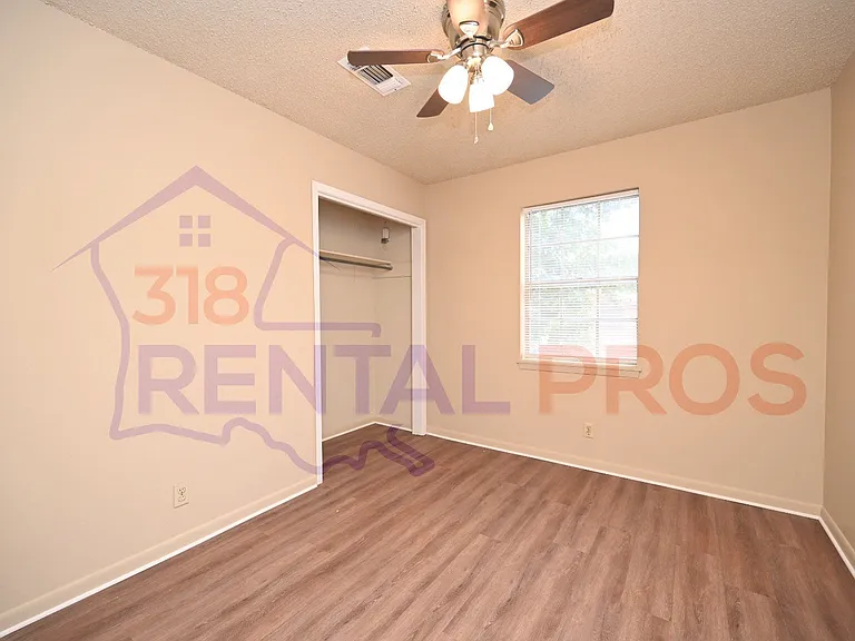 1701 W California Ave — Photo 16