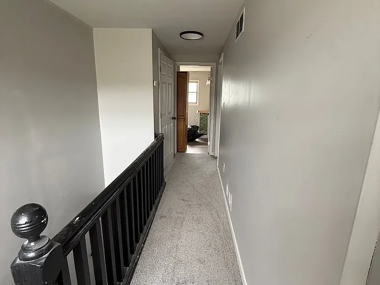 1393 Leishman Ave — Photo 6