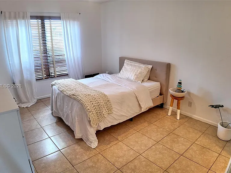 900 Greensward Ln #111-G — Photo 19
