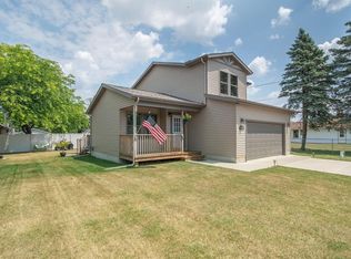 1190 Rowena Ave, Grass Lake, MI 49240