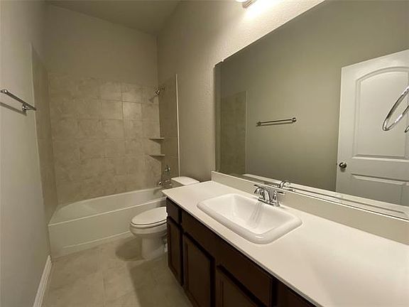 3rd image of 4109 Smokey Hill Ct