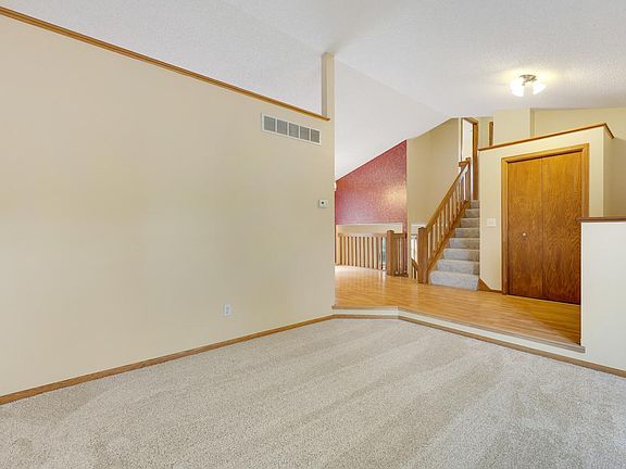 3rd image of 5409 W 143rd St