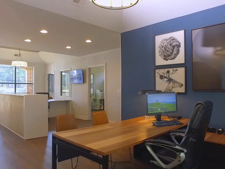 Camden Grove Apartments — Photo 12