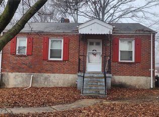 10085 Green Valley Dr, Saint Louis, MO