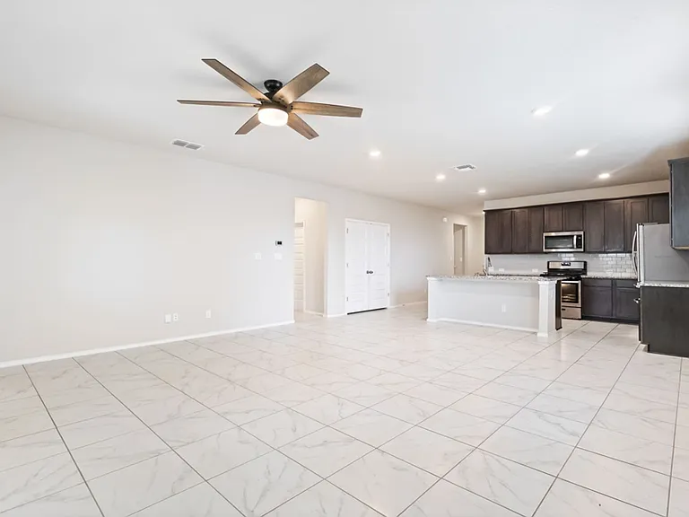 5042 Italica Rd — Photo 6