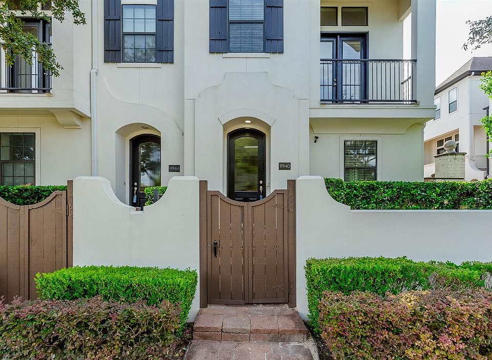 1st image of 9940 Woodwind Dr