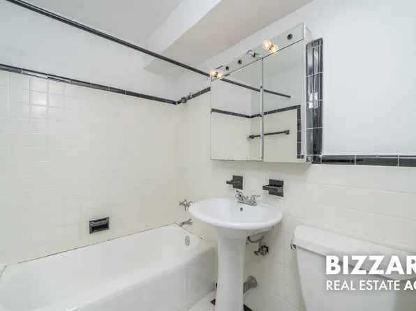 233 East 69th Street image 10 of 13