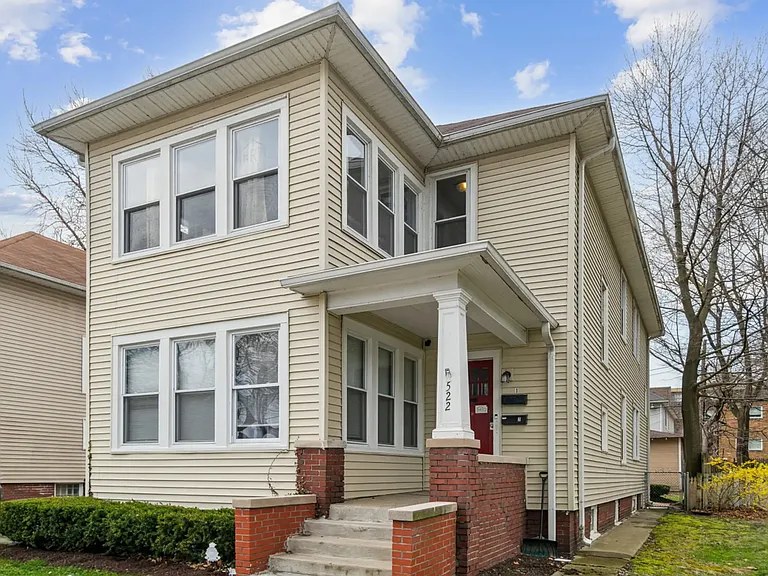 522 N Sheridan Rd #2 — Photo 39