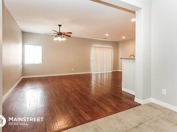 4th image of 6083 Clovelly St