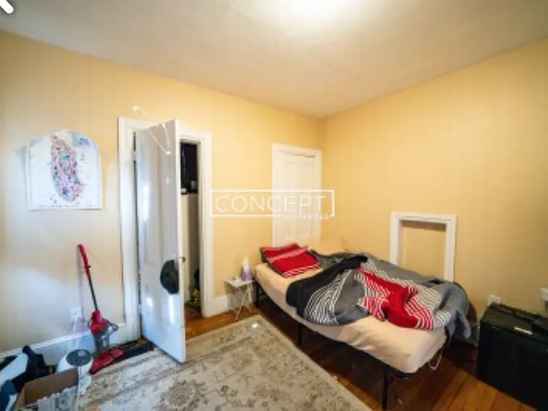 8 Hillside St #2 — Photo 25