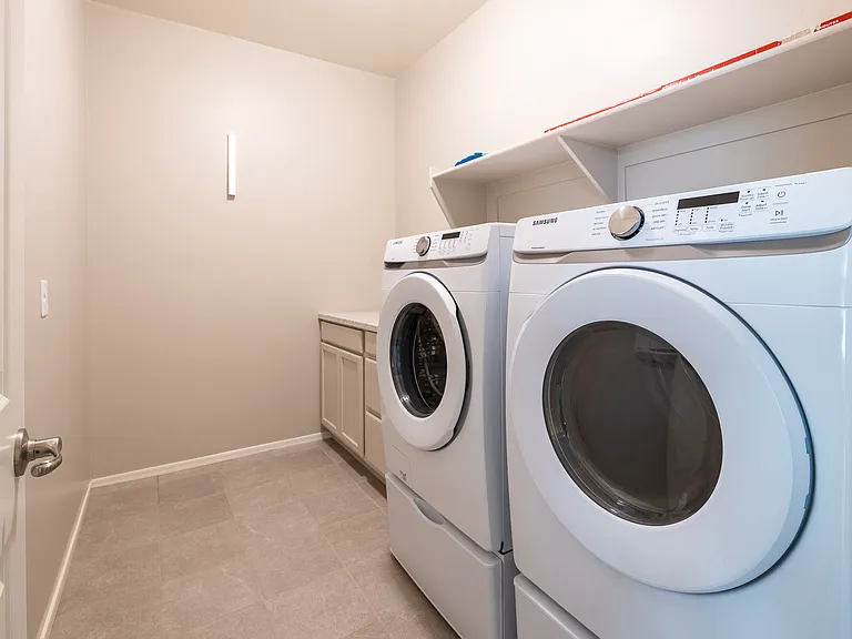 10324 S Barlow Way — Photo 25