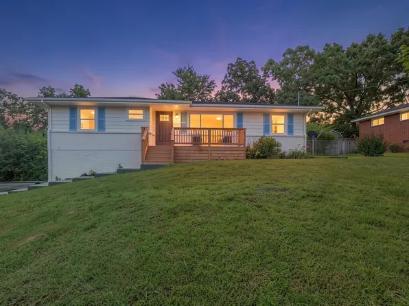 1012 W Lewis St, Rossville, GA 30741