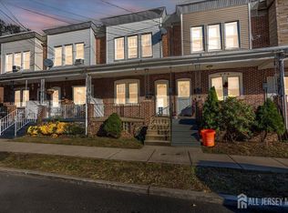 224 Cedar Ave, Woodlynne, NJ 08107
