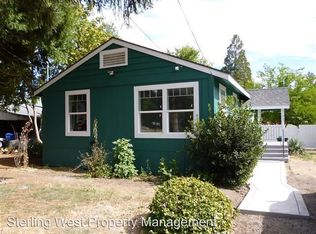 765 S Shasta Ave, Eagle Pt, OR 97524