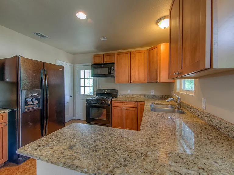 4805 Evans Avenue — Photo 4