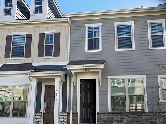 3rd image of 9528 Ainslie Downs St
