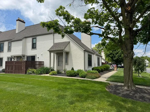 357 Saint Andrews Dr, Dublin, OH 43017