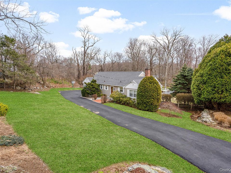 1st image of 459 Den Road