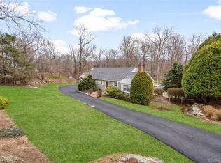 459 Den Road, Stamford, CT 06903