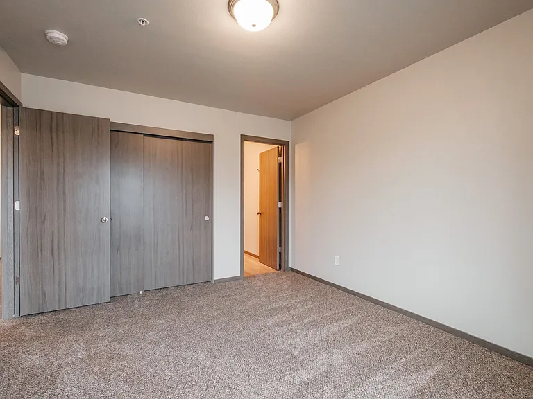 Jefferson Terrace Apartments — Photo 16