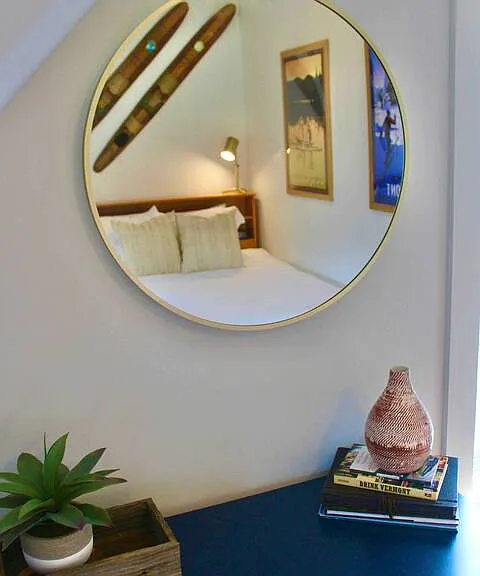 Queen size bedroom