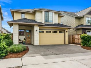 61752 Bridgecliff Dr, Bend, OR 97702