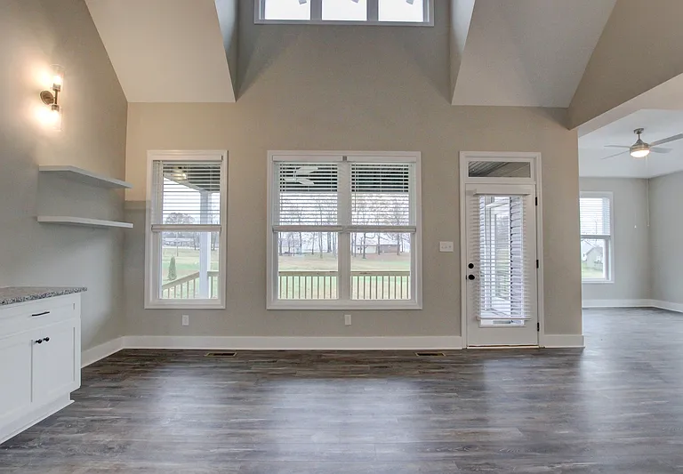 128 Riverbend Dr — Photo 17