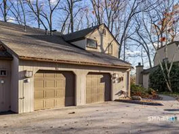 7 Cottonwood Dr #7, Avon, CT 06001
