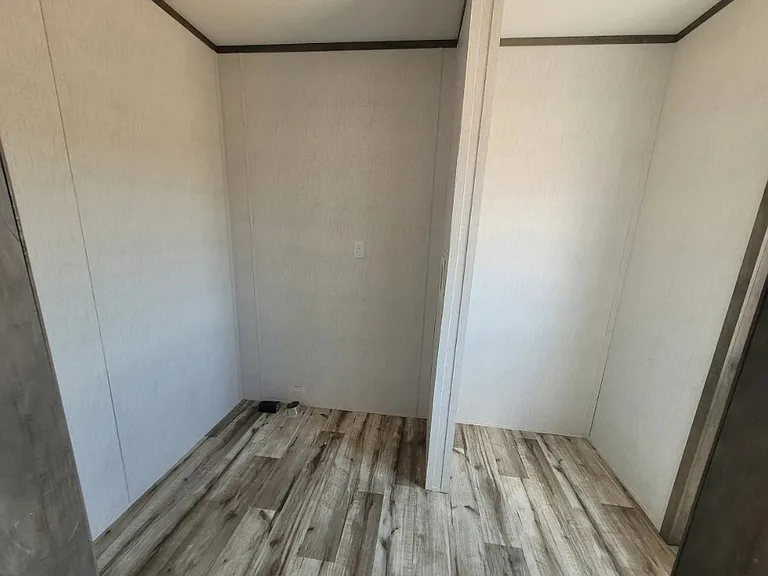 8801 Private Road 7325 — Photo 13