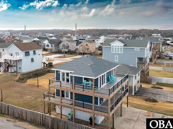 2nd image of 305 E Martin St #25