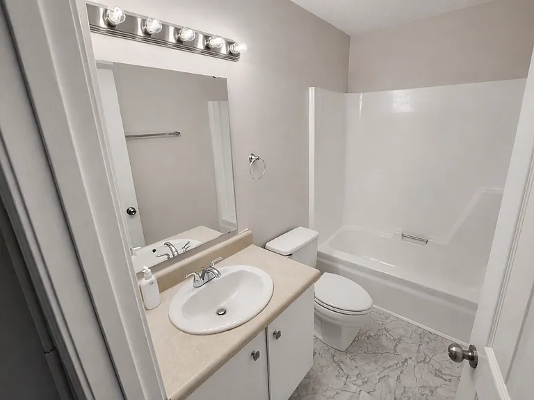 24 Shockley St — Photo 12