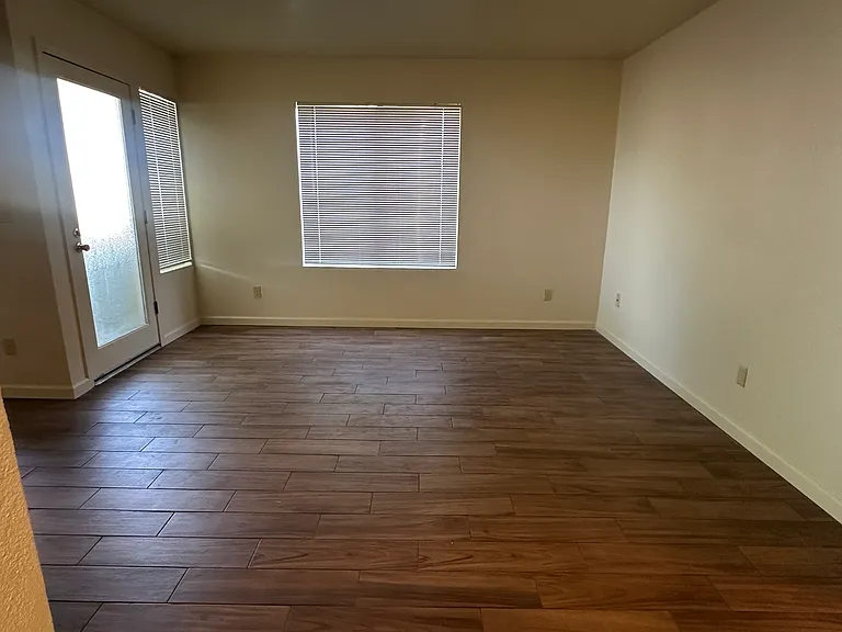 1201 S Central Ave #65 — Photo 6