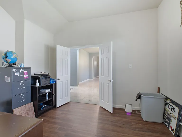 9309 Stonewood Dr — Photo 20