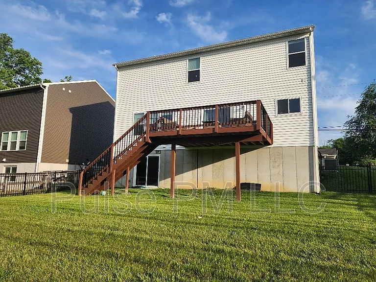 690 Hogrefe Rd — Photo 12