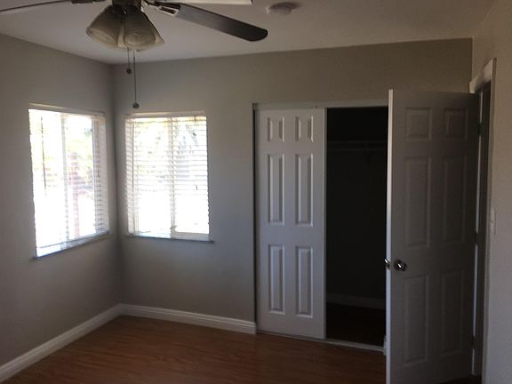 4th image of 560 Richfield Ave