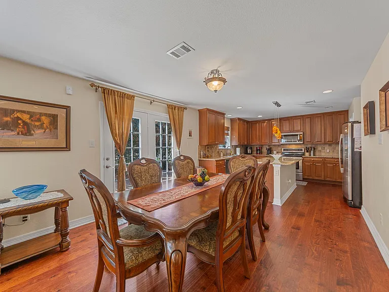 5901 Snow Creek Dr — Photo 3