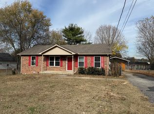 710 Trail Dr, Gallatin, TN 37066