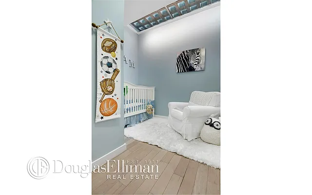 Sold by Douglas Elliman | media 26