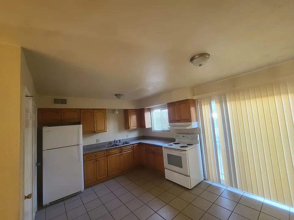 2131 E Pacheco Blvd