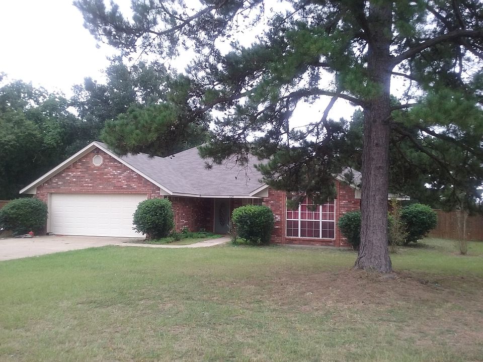 1st image of Chrystal Ln