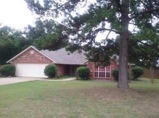 Chrystal Ln, Ore City, TX 75683