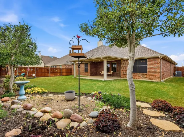 3818 Downing Dr, Midlothian, TX 76065