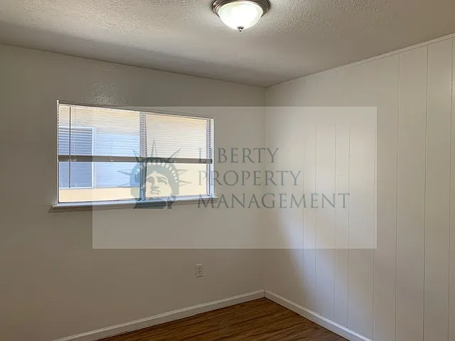 924 S Garfield St #13 — Photo 6