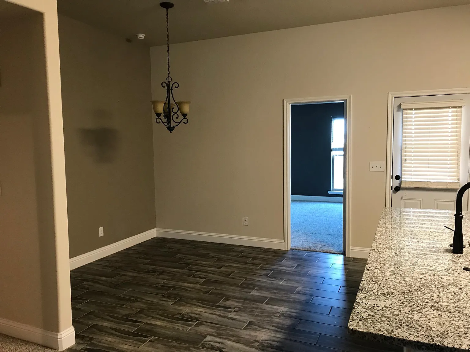 3 bed, 1450 sqft, $1,750 — Photo 4