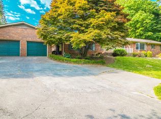 1108 Rio Vista Dr, Dalton, GA 30720