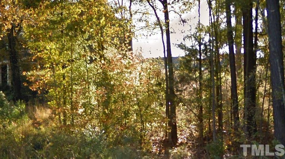 2nd image of 1106 High Fox Dr