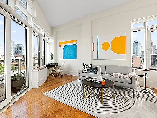 3rd image of 1017 Jackson Ave APT 8I